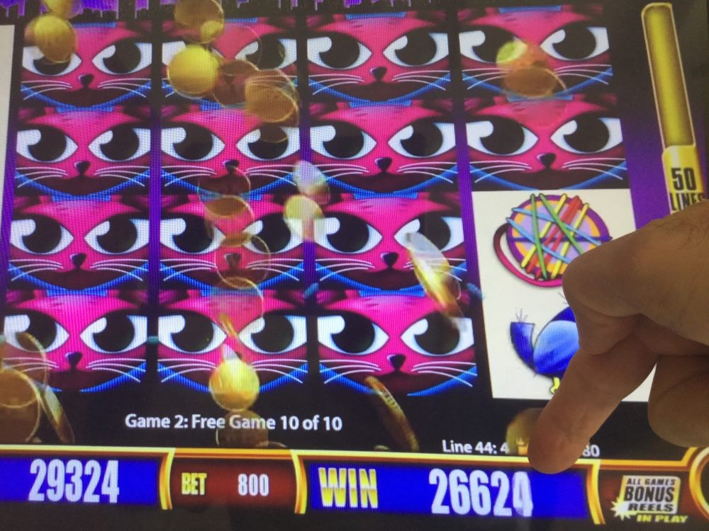 Irish Eyes Slot Machine ᗎ Play https://mega-moolah-play.com/ontario/hamilton/mega-moolah-slot-in-hamilton/ Free Casino Game Online By Microgaming